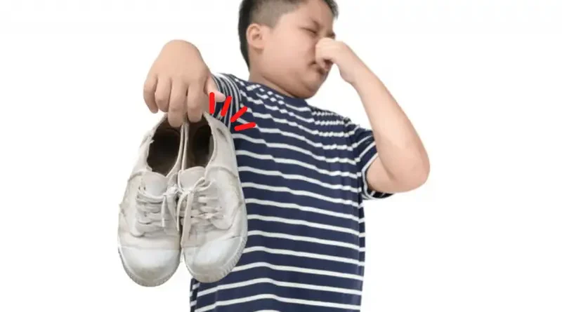 Bau Sepatu Membandel? Ini 6 Trik Hilangkannya Tanpa Dicuci!